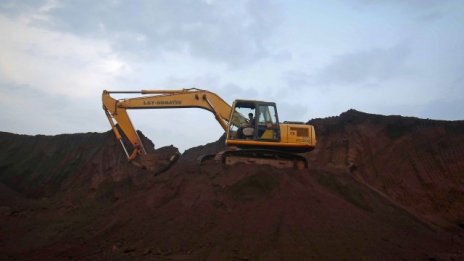 Ниската цена на желязната руда може да погуби по-малките производители