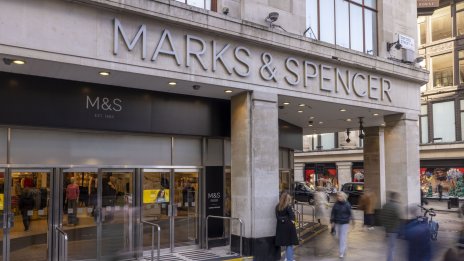 Marks & Spencer се завръща към изплащането на дивидент