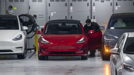 Tesla загатва за скорошна реализация на своя план Palladium