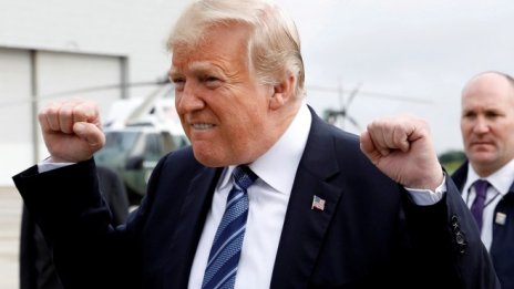 Американските компании започват открита битка срещу Тръмп заради митата