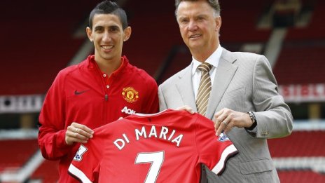 Английските футболни клубове похарчиха рекордните 1,2 млрд. долара за нови играчи