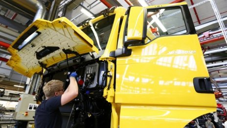 Икономическият ръст в еврозоната се ускорява през второто тримесечие