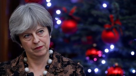 Тереза Мей обеща успешен Brexit и по-силна британска икономика