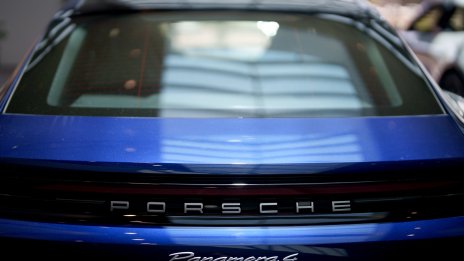 Шефът на Porsche започва преговори за нова програма за икономии