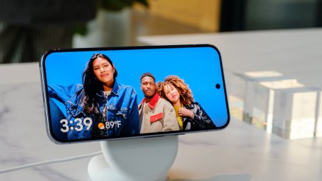 Суперфенове на Pixel ще могат да тестват новите телефони в процеса на разработка