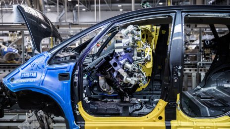 Индустриалното производство в еврозоната се е свило повече от очакваното през юли