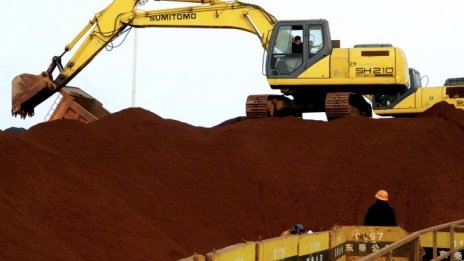 Фючърсите върху желязото поевтиняха до нов рекорд