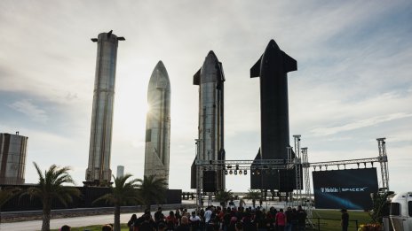 SpaceX привлече пореден ключов кадър на НАСА