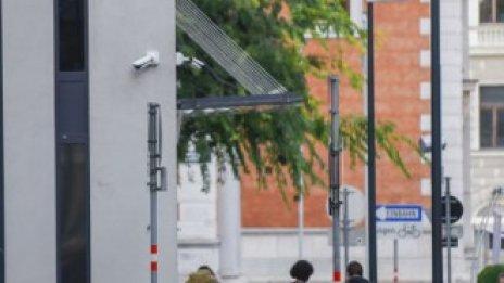 ОПЕК трябва да спре със съкращенията на добива 