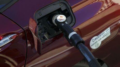 GM и Honda стартират търговско производство на системи с горивни клетки