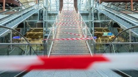 Кои са правилните стъпки за държавите в тази пандемия?