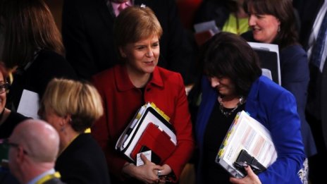 Шотландският парламент одобри провеждането на нов референдум за независимост