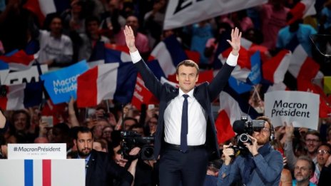 Макрон призова французите да доведат на власт ново поколение политици