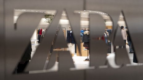 Ръководителката на дамската модна линия в Zara подава оставка след 40 години в Inditex
