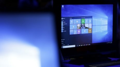 След Apple и HP: Microsoft също сви прогнозата си за приходите