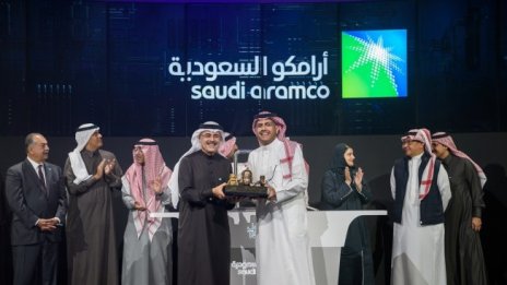 Aramco започва подготовка за листване в Азия?