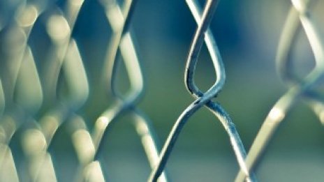 Модните марки, чиито дрехи се произвеждат от затворници