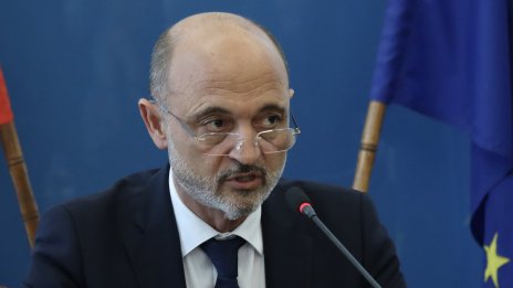 Асен Меджидиев: Заложихме над 55 млн. лв. за увеличение на заплатите в Спешна помощ и РЗИ