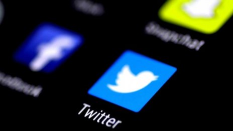 Twitter е изтрила 300 хил. акаунта със съмнения за връзки с тероризъм