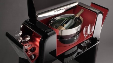 Любимото шампанско на Джеймс Бонд за 13 000 долара?