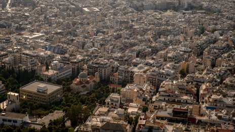 Забраната за нови краткосрочни наеми в центъра на Атина беше удължена до 2026 г.