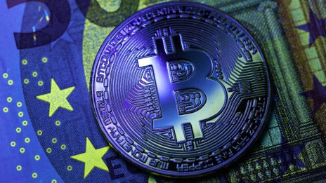 Европарламентът даде финална зелена светлина на криптозакона MiCA
