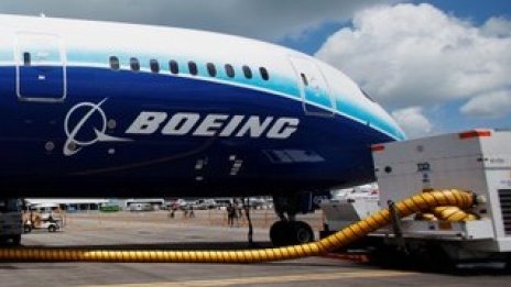 Boeing придобива контролен дял от бизнеса с пътнически самолети на Embraer