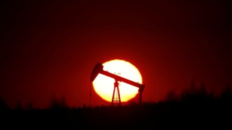 Цената на петрола се възстановява след поевтиняването в понеделник*