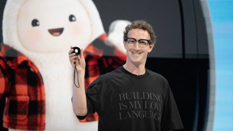Meta представи AI устройството Charm в надпреварата за новата джаджа, която ще промени света
