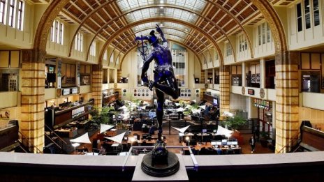 Отслабването на инфлационните страхове оцвети в зелено европейските индекси