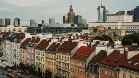 Полша преосмисля план за безлихвени ипотечни кредити насред жилищен бум