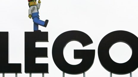 Успехът на "Lego: Филмът" покачи приходите на датската компания с 13%