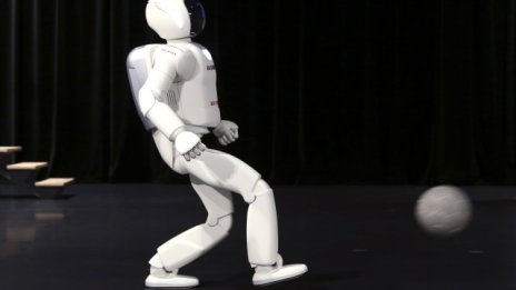 Какво означават умните роботи за работните места по света?