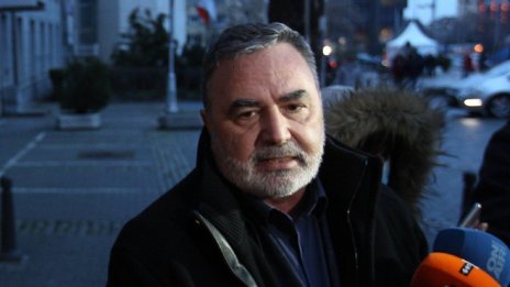 Ангел Кунчев: Труден е балансът между здравето и икономиката