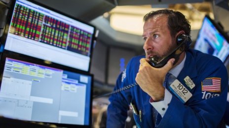 Wall Street отвори сесията с леки понижения*