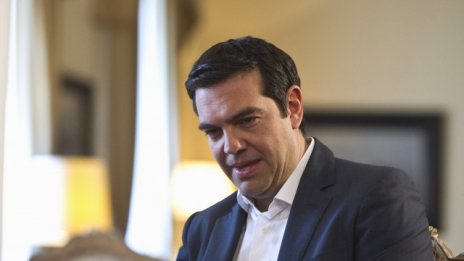 Ципрас заговори за вътрешнопартиен референдум