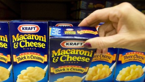 Печалбата на Kraft Foods спада заради по-високите цени на суровините
