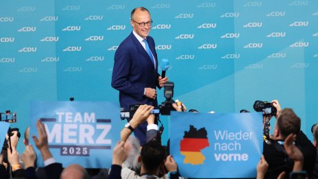 Мерц е новият канцлер на Германия след безпредентен от 76 години втори вот в Бундестага
