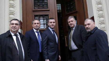 Синдиците влязоха в КТБ