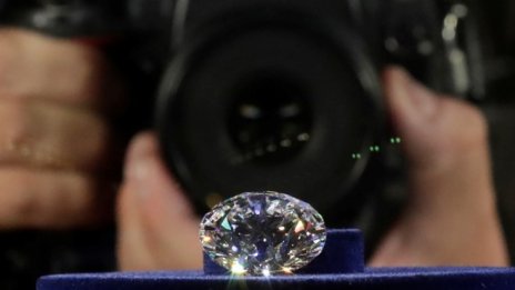 Диамант с рядка чистота се предлага за 10 млн. долара на търг от руска компания