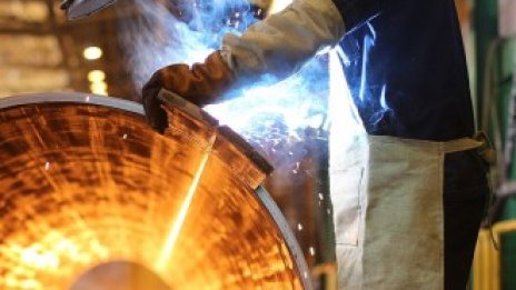 Промишленото производство в САЩ расте през юли, но е под нивата преди пандемията