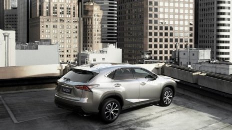 Lexus отново на върха по продажби в САЩ в луксозния сегмент