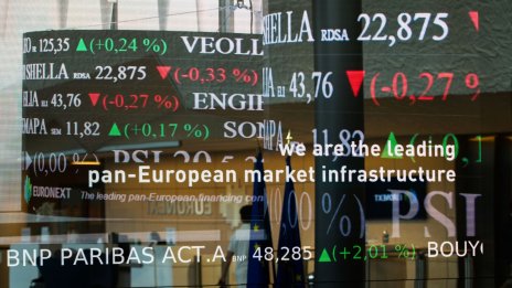 Европейските пазари затвориха на червено, тъй като оптимизмът се топи