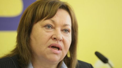 Хр. Христова: Дебатът за минималната работна заплата се движи между крайни позиции