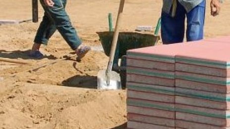 ЕК: Имигрантите от България и Румъния подобряват трудовия пазар в Европа