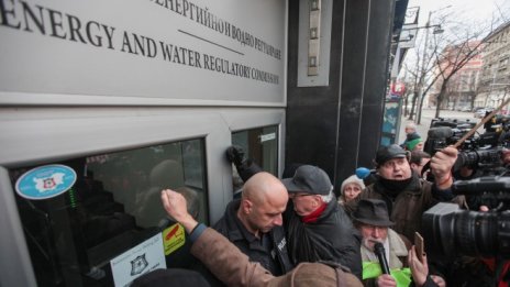 КЕВР одобри поскъпването на газа и водата