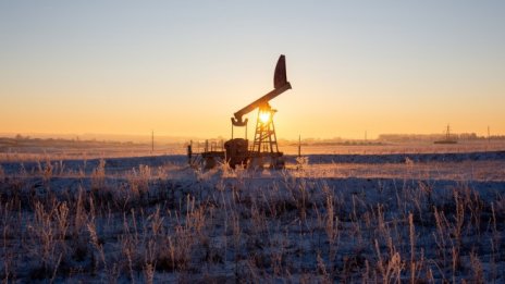 Плановете за пускане на стратегически резерви свиха цената на петрола*