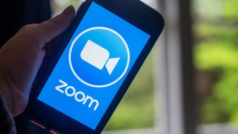 Растежът на приходите на Zoom се забавя