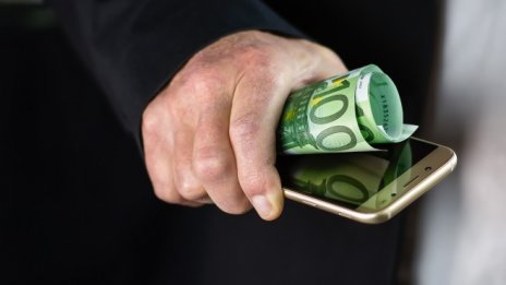 Съвременните потребители искат бързо и гъвкаво мобилно банкиране