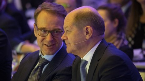 Германците трябва да престанат да изпадат в истерия заради инфлацията